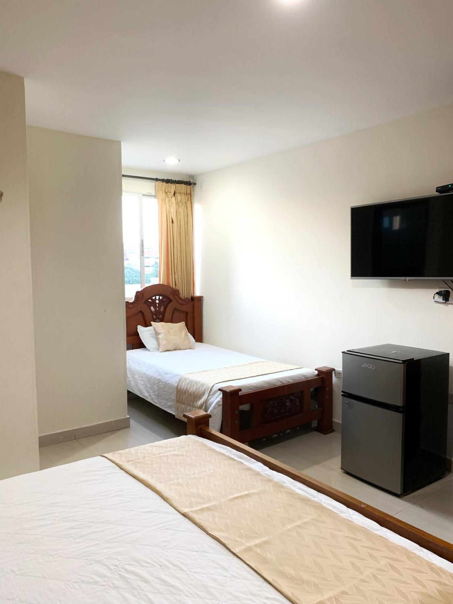 בארנקווילה Hotel Continental Plaza Barranquilla מראה חיצוני תמונה