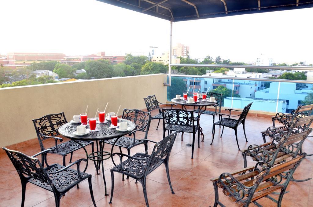 בארנקווילה Hotel Continental Plaza Barranquilla מראה חיצוני תמונה